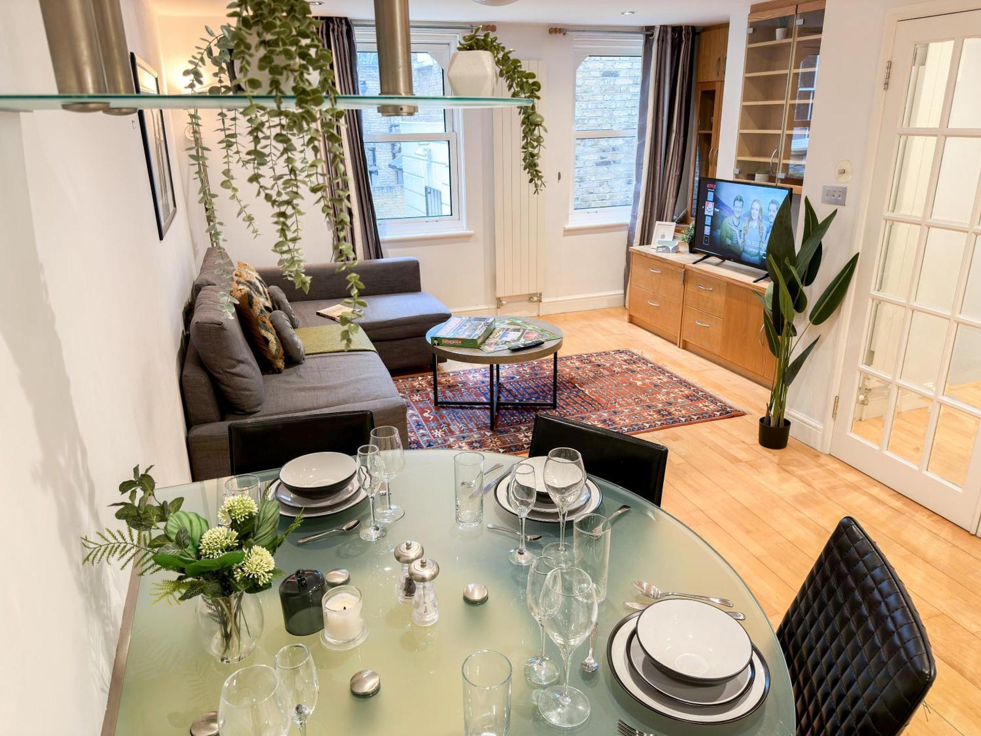 Detached House With Free Parking In Little Venice Near Paddington Hyde Park Londen