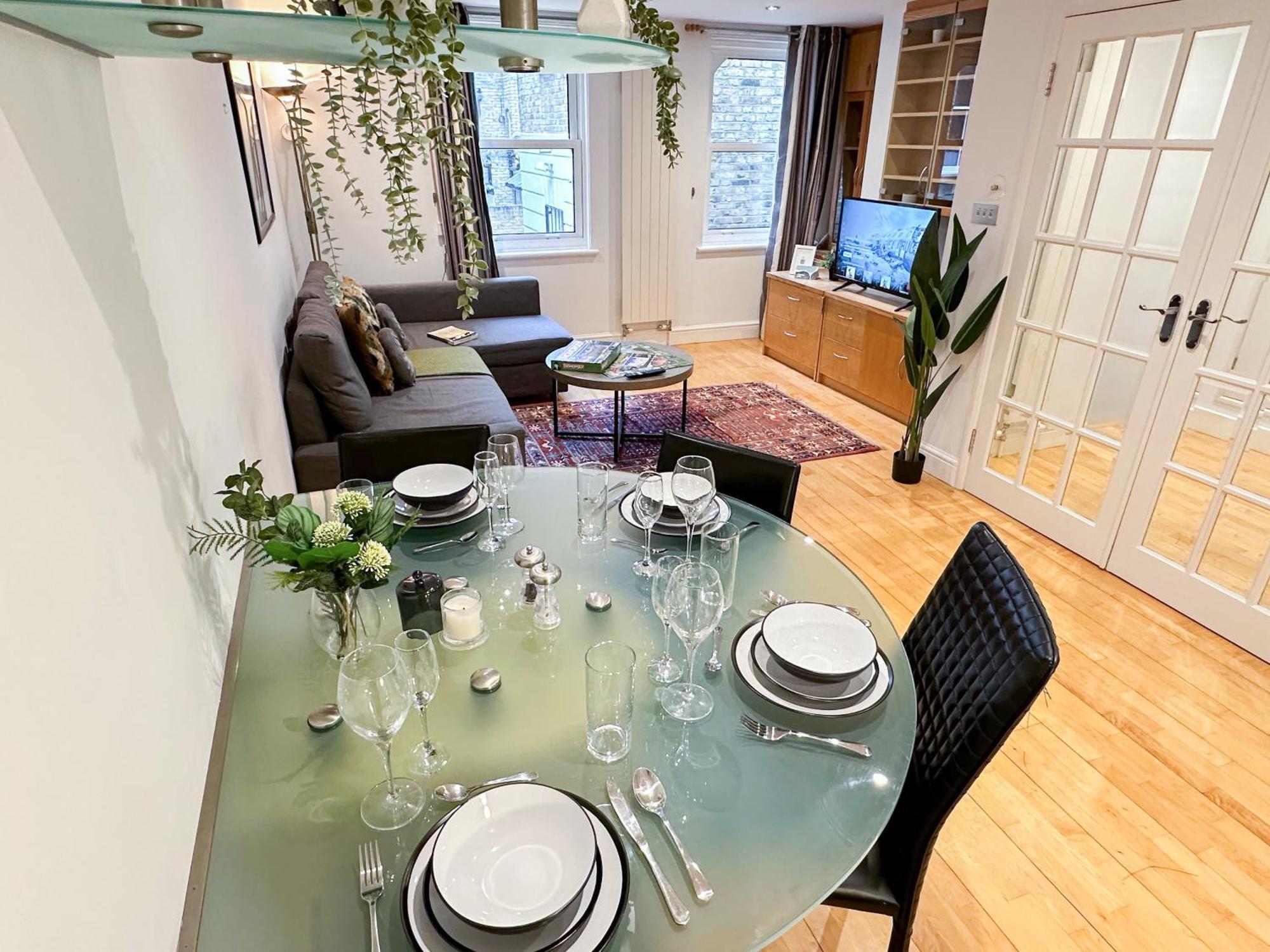 Detached House With Free Parking In Little Venice Near Paddington Hyde Park * Londen