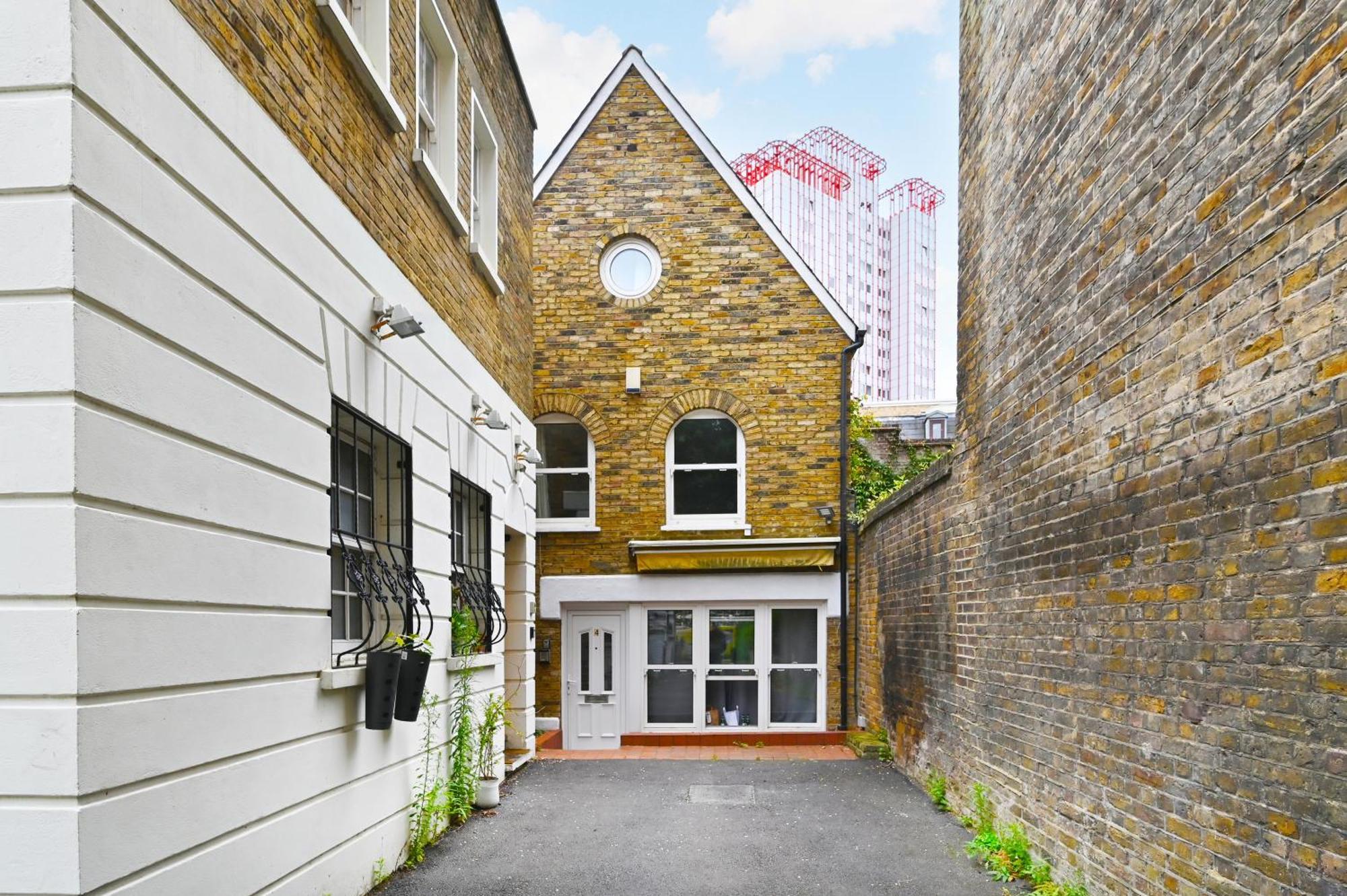 Detached House With Free Parking In Little Venice Near Paddington Hyde Park
