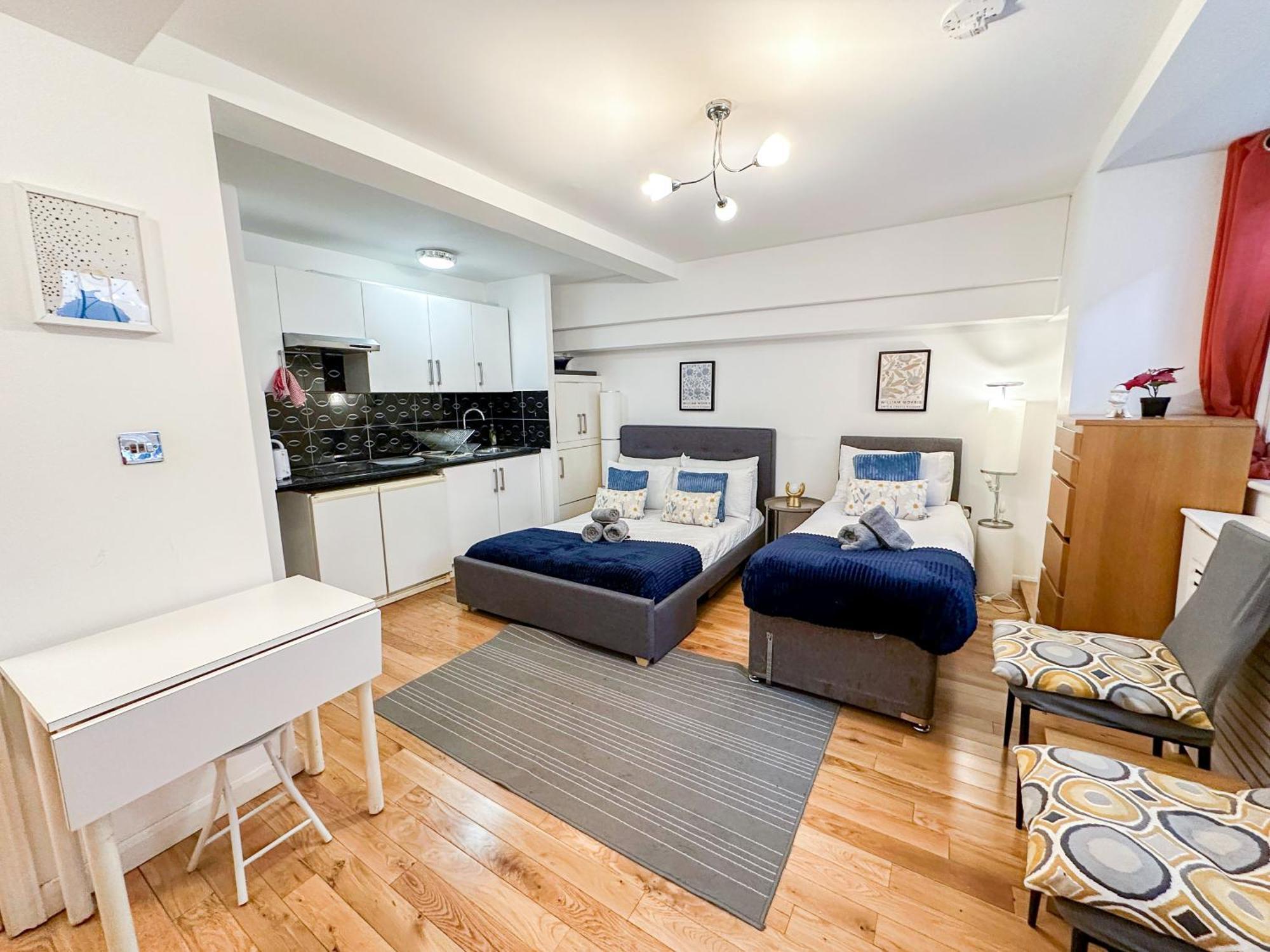 Apartment Detached House With Free Parking In Little Venice Near Paddington Hyde Park *