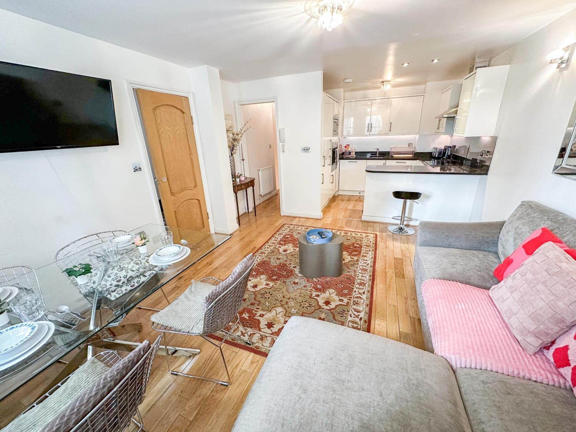 Apartment Detached House With Free Parking In Little Venice Near Paddington Hyde Park