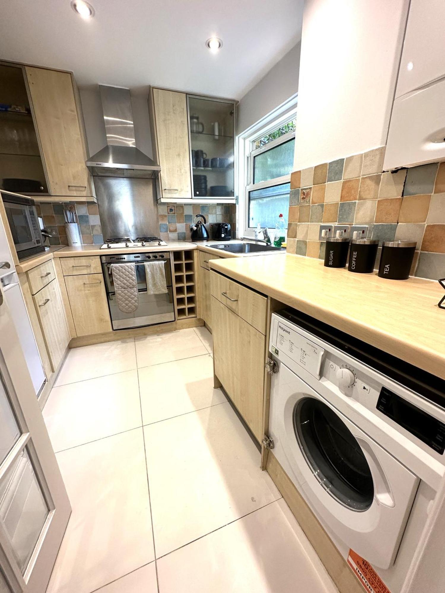 Detached House With Free Parking In Little Venice Near Paddington Hyde Park * London