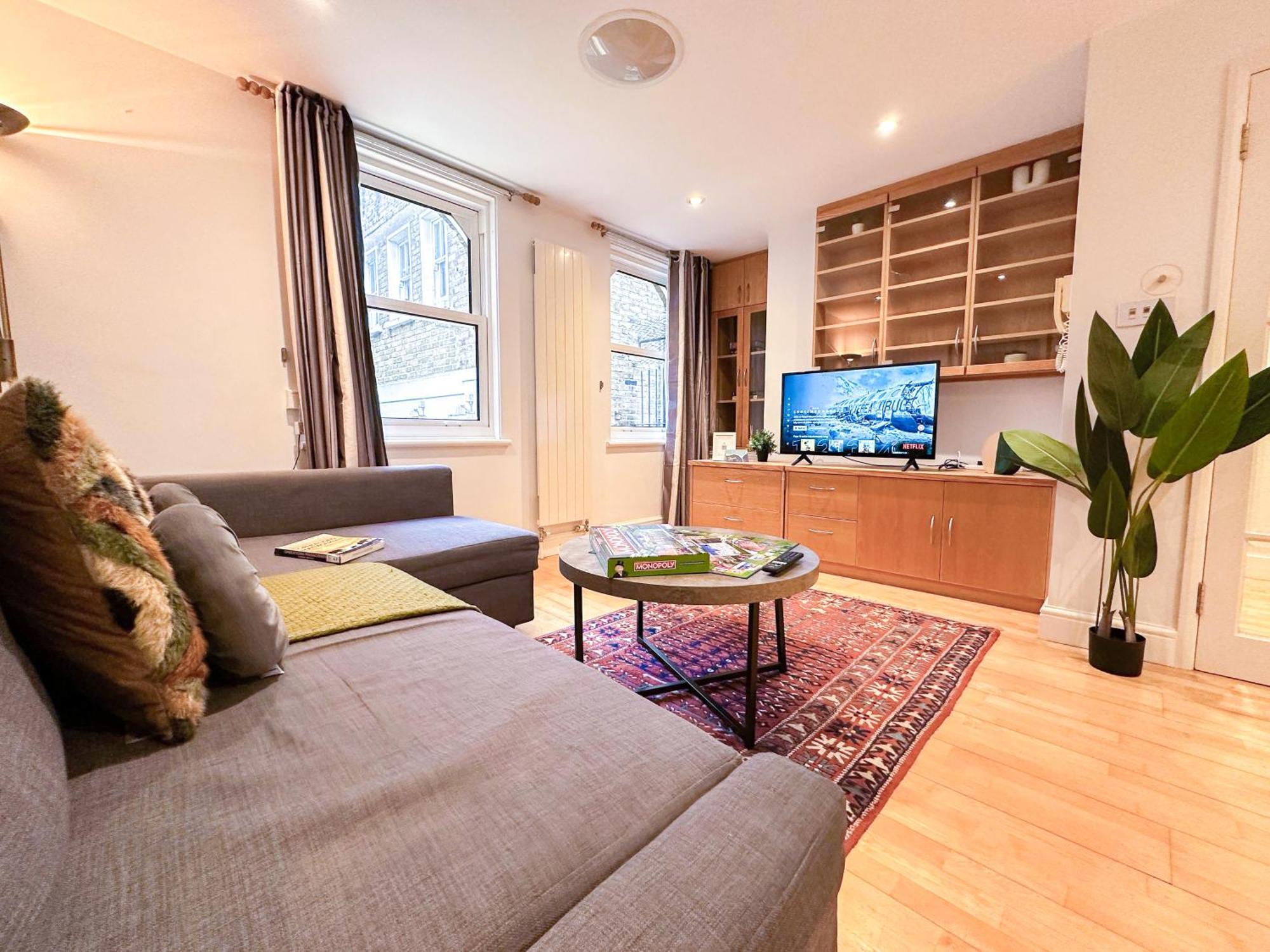 Detached House With Free Parking In Little Venice Near Paddington Hyde Park *