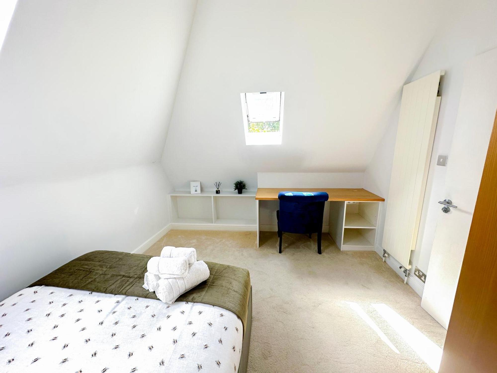 Apartment Detached House With Free Parking In Little Venice Near Paddington Hyde Park *